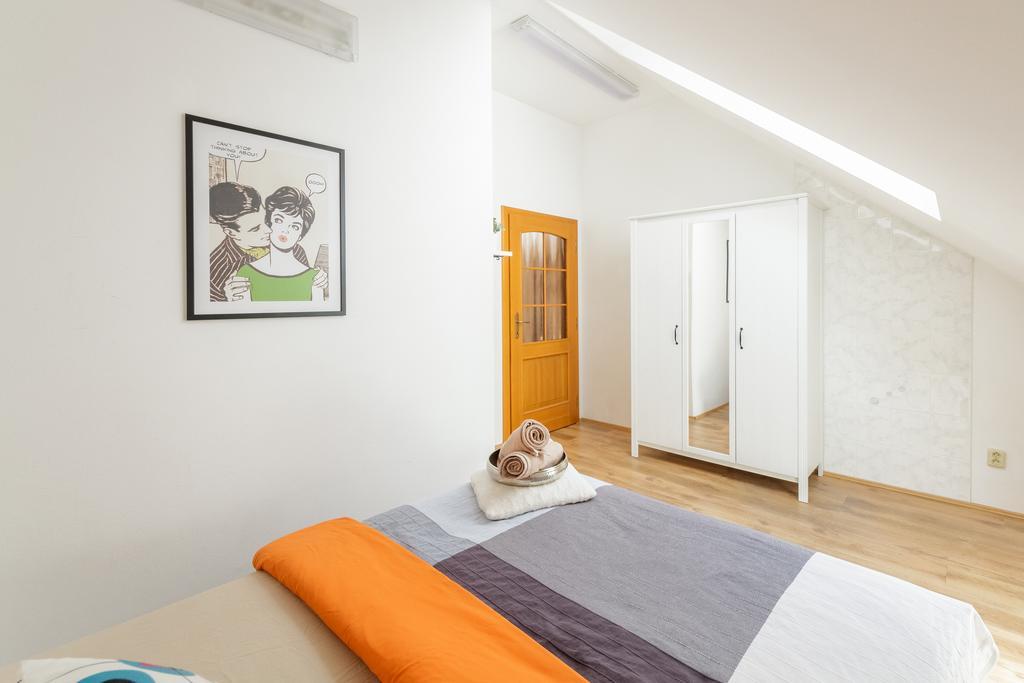 Old Town Charles Apartments Ceske Budejovice Exterior photo